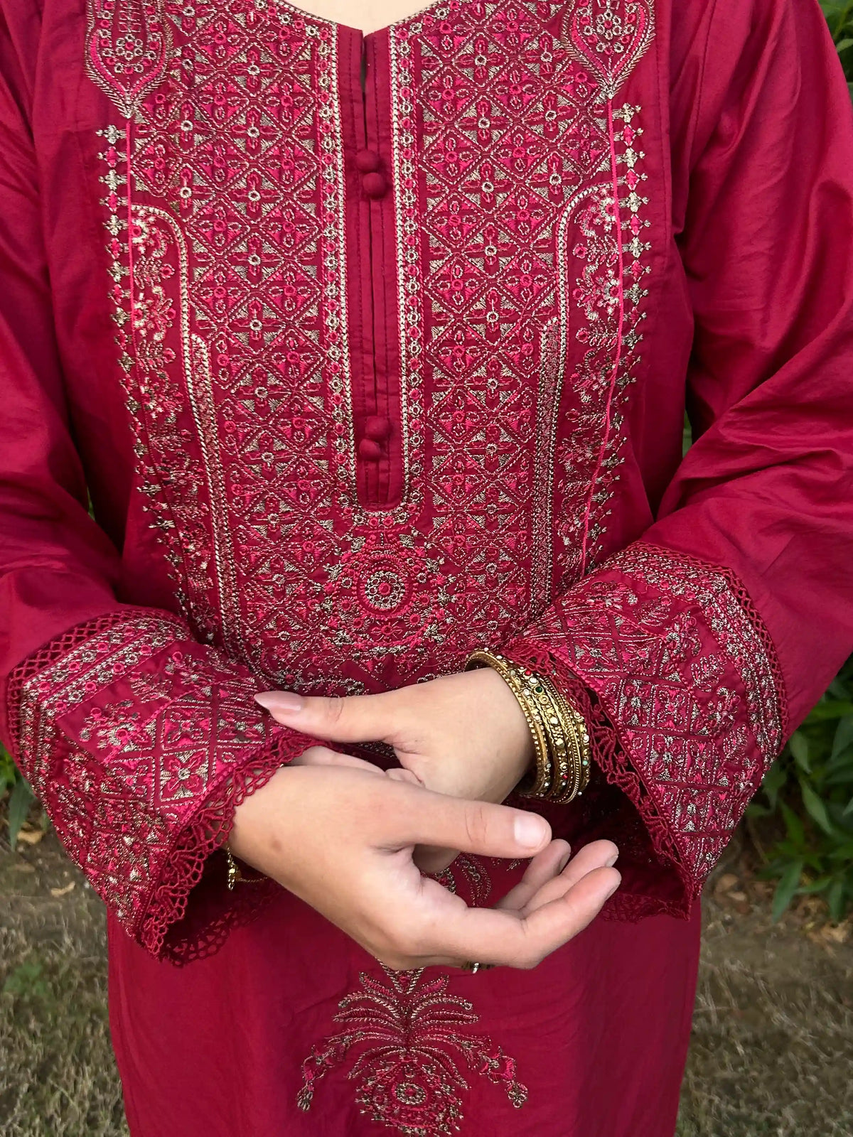 Lalah Embroidered 2-Piece Lawn