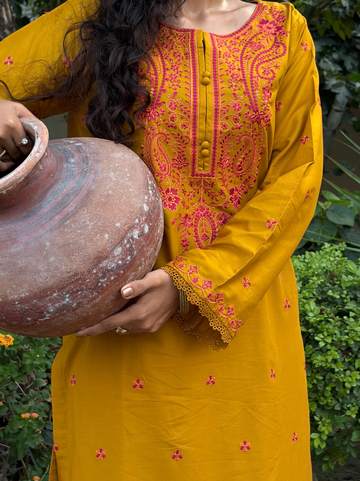 Zafira Embroidered 2-Piece Lawn